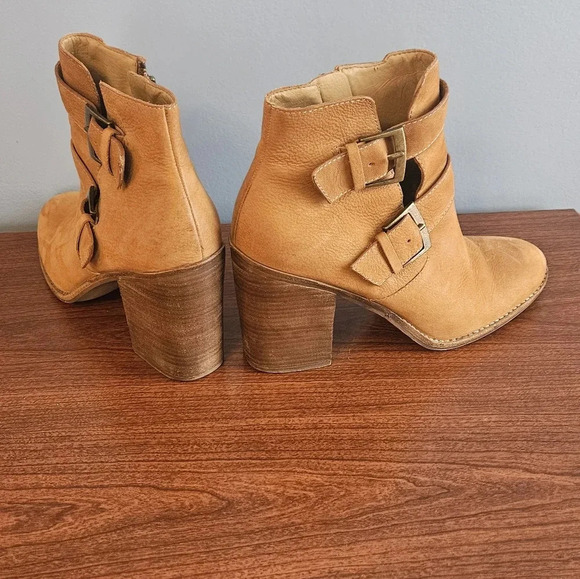 Steve MaddenTrevur Double Buckle Ankle Boots - Picture 5 of 11